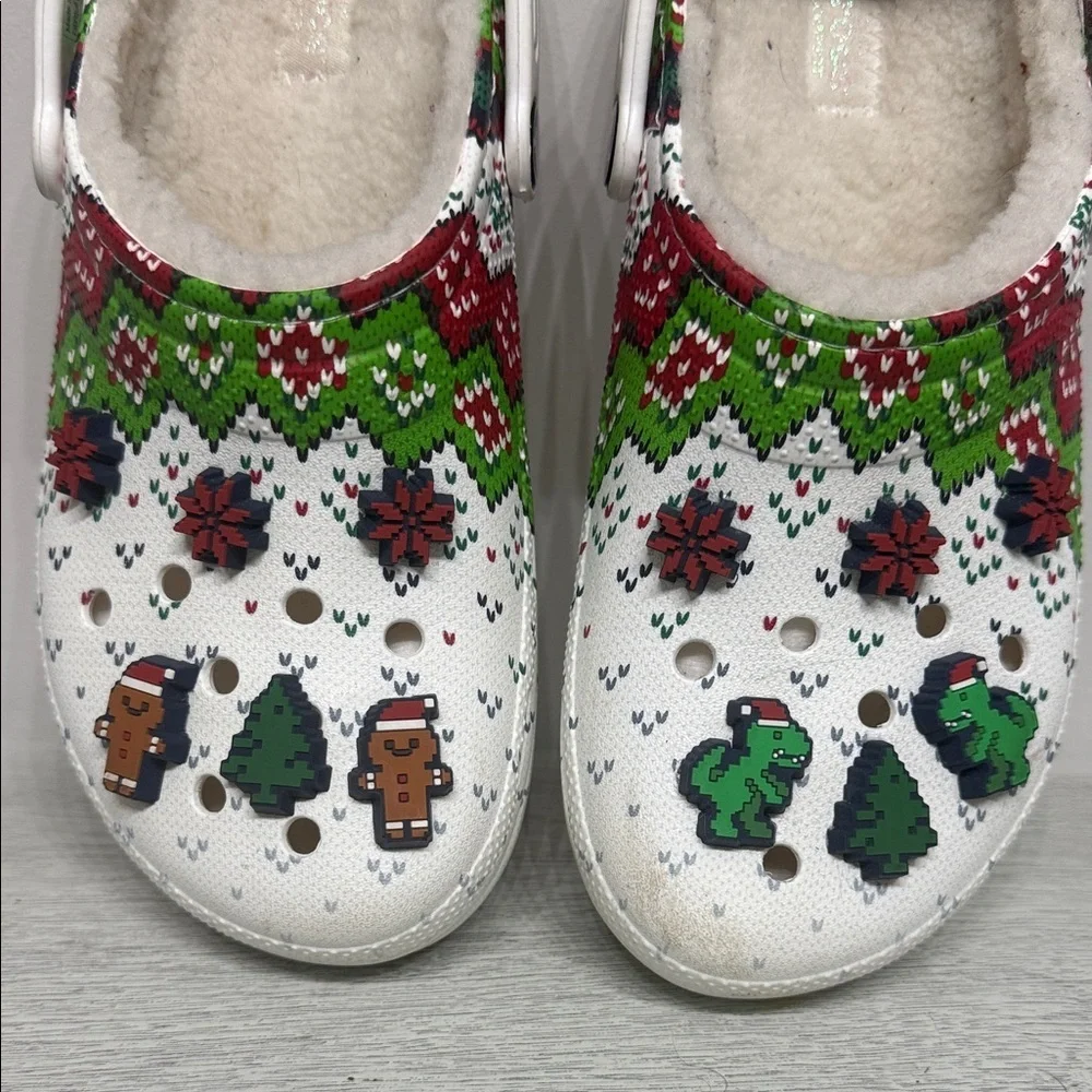 CROCS Kids' Classic Lined Holiday Christmas White and Green Slippers Size 4